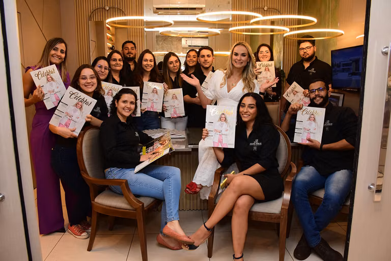 Juliana Saraiva recebe a 22ª edição da Revista Celebrar – foto 47