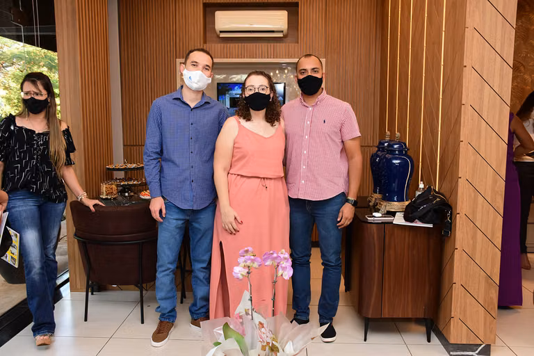 Juliana Saraiva recebe a 22ª edição da Revista Celebrar – foto 64