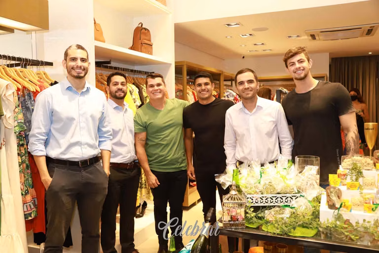 cOLCCI - LANÇAMENTO DA COLEÇÃO “aLTO VERÃO JULIETTE 2022” – foto 58