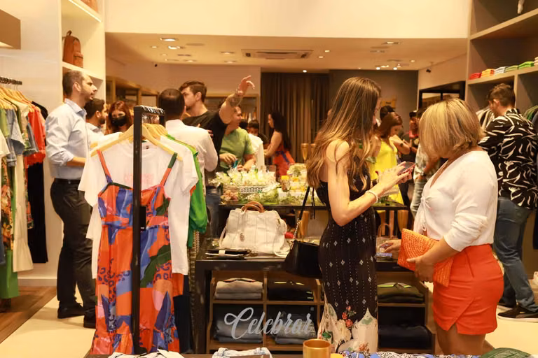 cOLCCI - LANÇAMENTO DA COLEÇÃO “aLTO VERÃO JULIETTE 2022” – foto 60