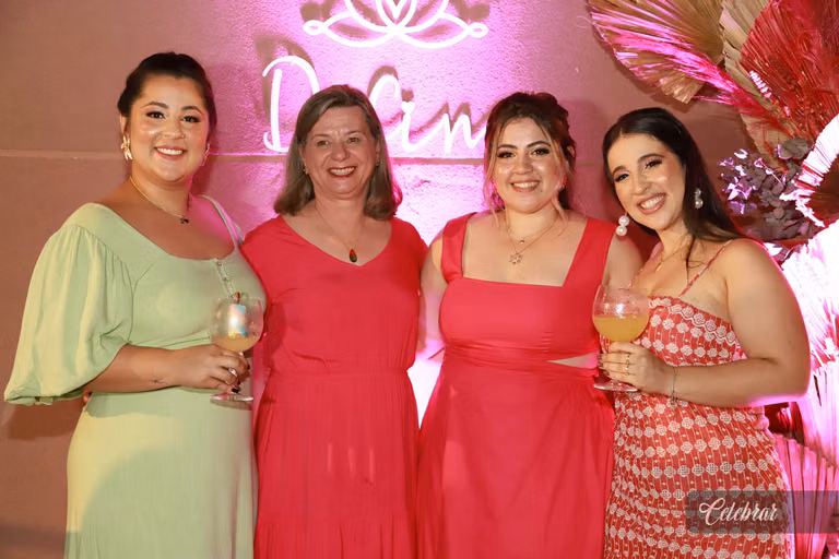 Aniversário de 1 ano da clínica define – foto 77