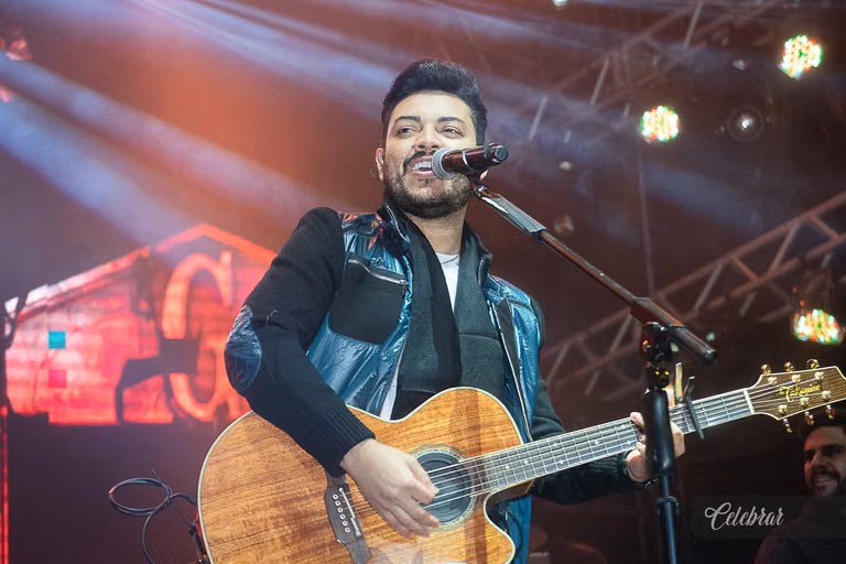 56ª EXPOAGRO - Ícaro & Gilmar e Dj Guga – foto 131