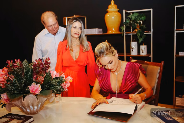 Aniversário e lançamento do livro de juliana saraiva – foto 121