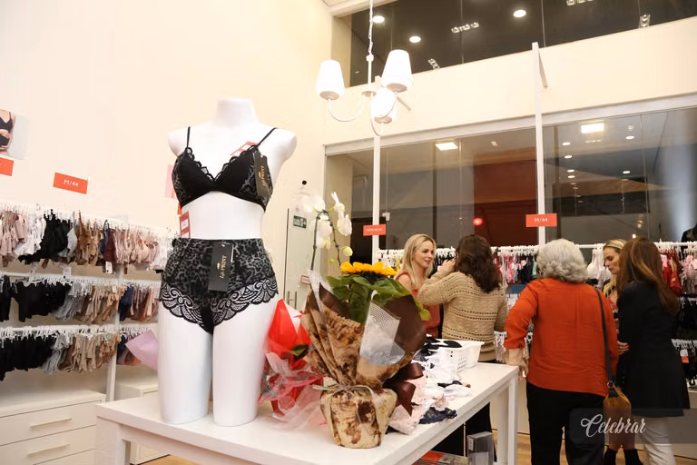 Inauguração outlet lingerie – foto 135