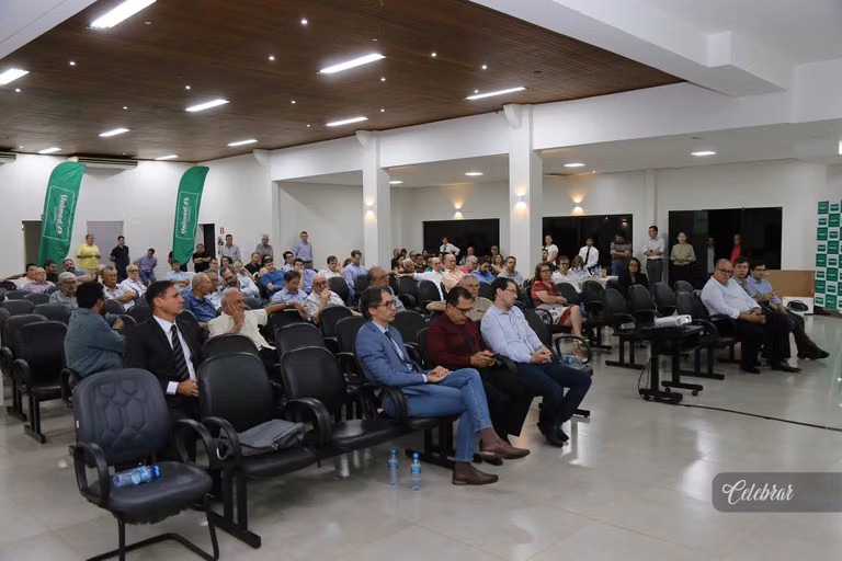 Assembleia geral ordinária unimed dourados – foto 139