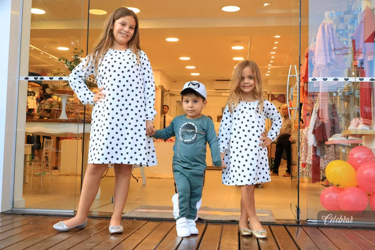 coquetel de lançamento lilica e tigor dourados – foto 10