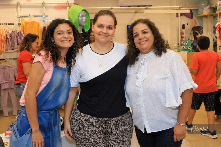 coquetel de lançamento lilica e tigor dourados – foto 32