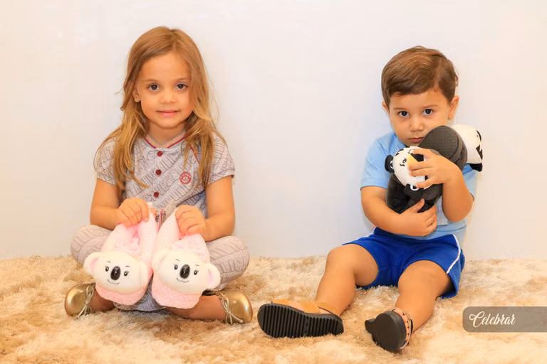 coquetel de lançamento lilica e tigor dourados – foto 5