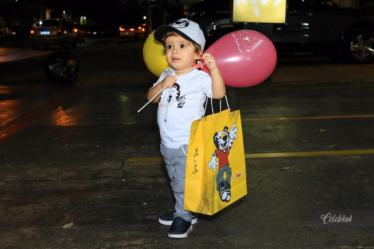 coquetel de lançamento lilica e tigor dourados – foto 67