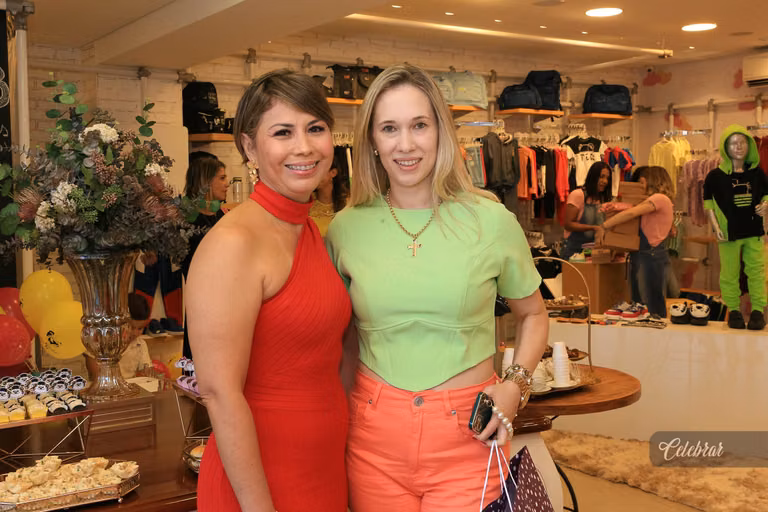 coquetel de lançamento lilica e tigor dourados – foto 96