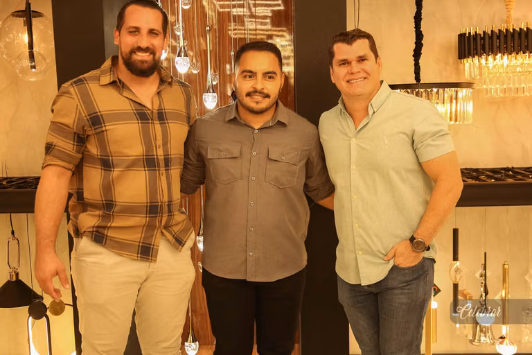 INAUGURAÇÃO CASA DO LED dourados – foto 50