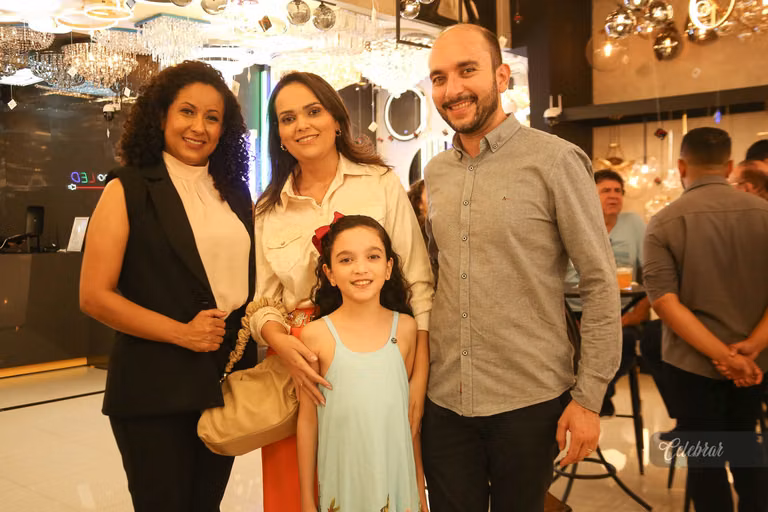 INAUGURAÇÃO CASA DO LED dourados – foto 73