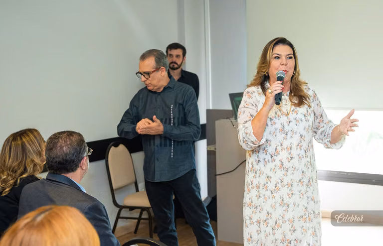 Lançamento club design - palestra com álvaro guillermo – foto 117