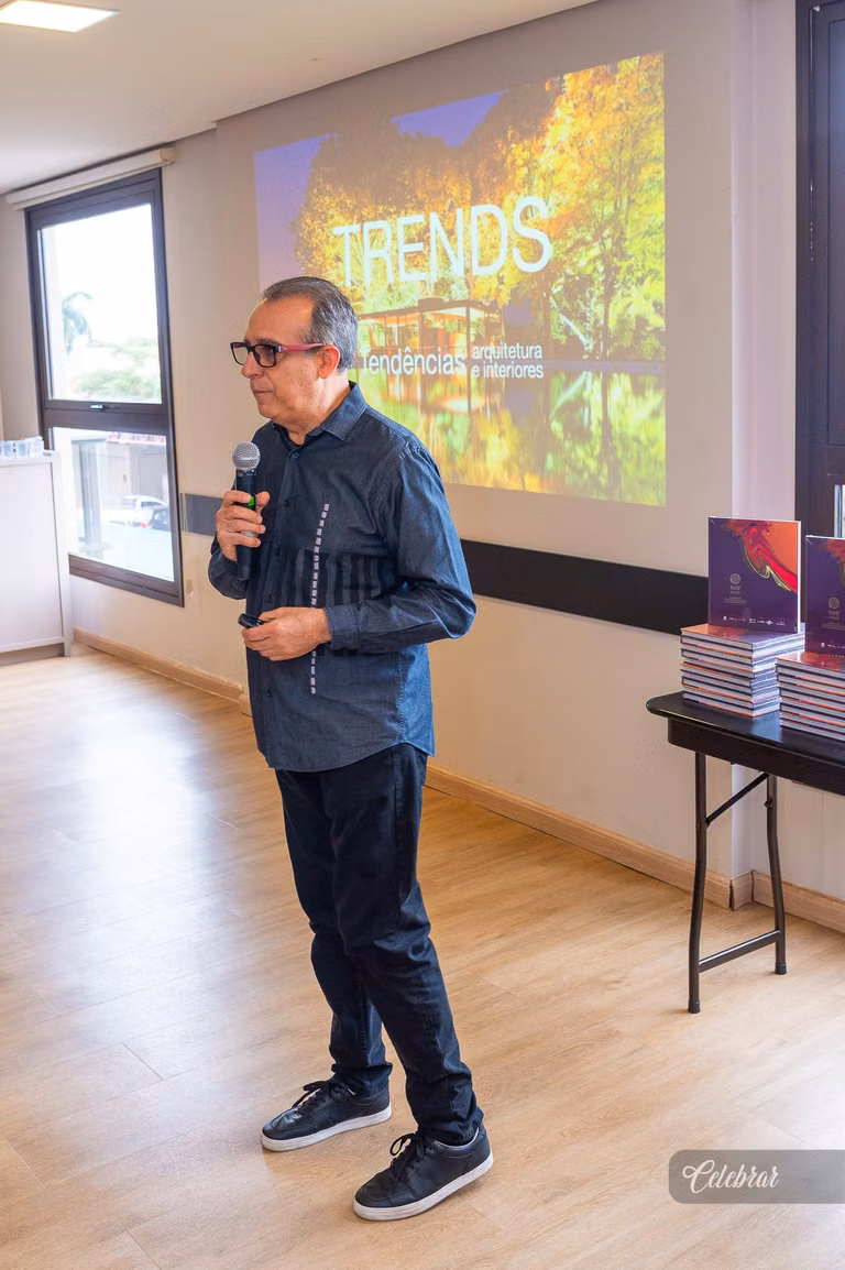 Lançamento club design - palestra com álvaro guillermo – foto 96