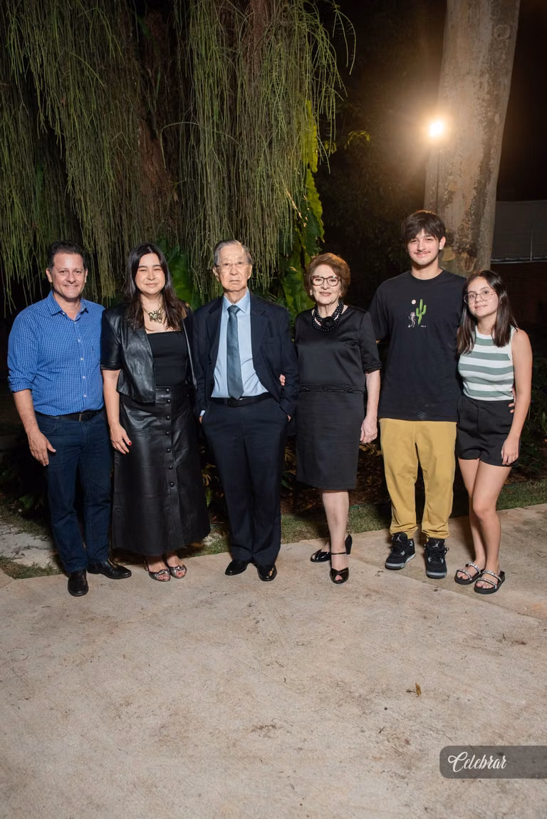 Lançamento do livRO “MINHA HISTÓRIA EM DOURADOS” – foto 162