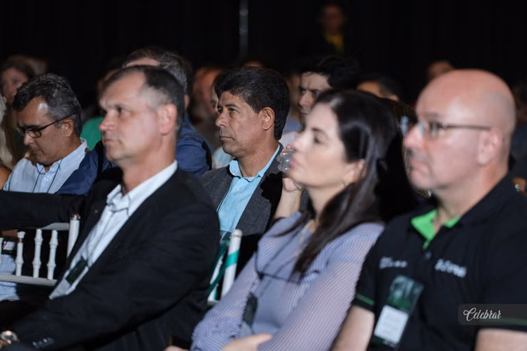Sicredi Centro-Sul MS/BA reúne associados no maior evento sobre investimentos do interior de MS – foto 122