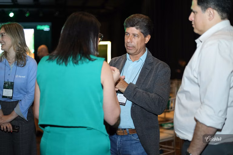 Sicredi Centro-Sul MS/BA reúne associados no maior evento sobre investimentos do interior de MS – foto 142