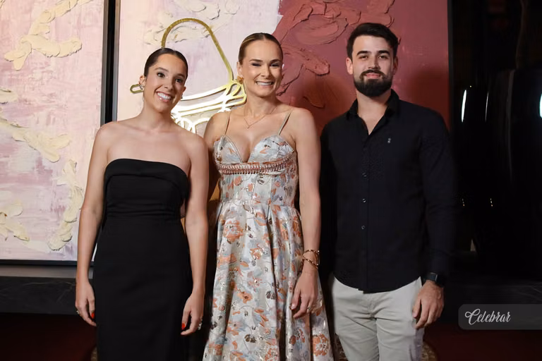 Juliana Saraiva lança seu 2º livro em evento para convidados no Hectares Park & Resort - ÁLBUM 01 – foto 73