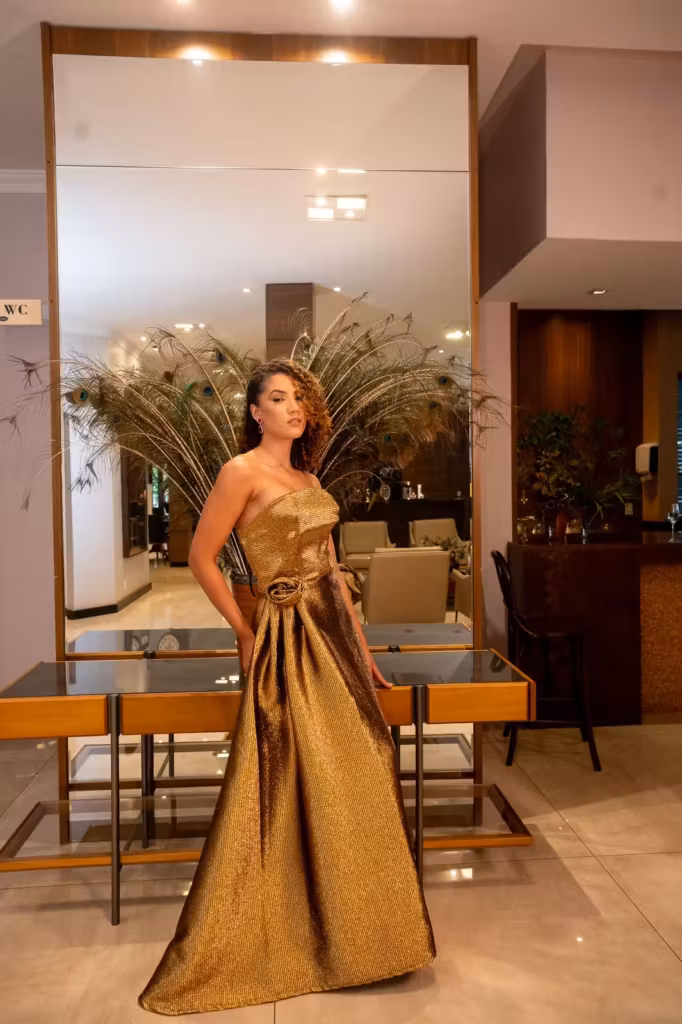 La Fiesta: confira a nova coleção de vestidos de festa assinada por Deva Nonatto