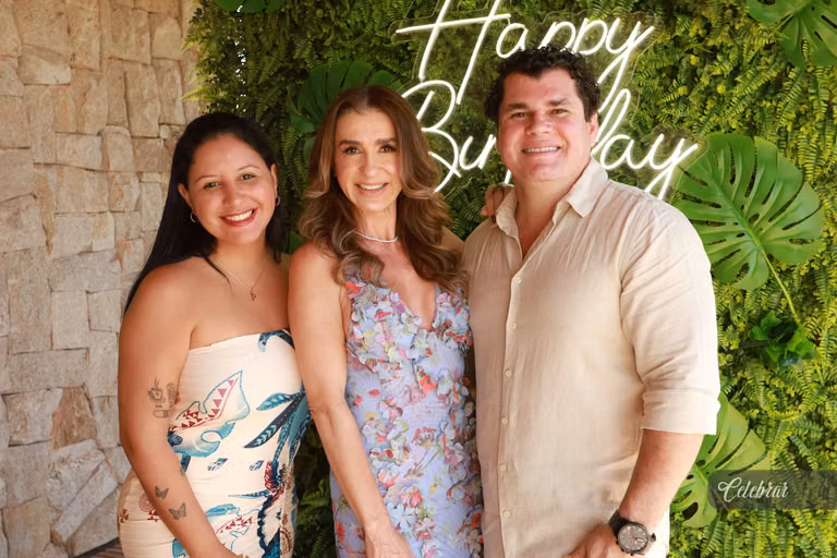 Cristiano Almeida comemora seus 38 anos em um almoço surpresa com amigos e parceiros – foto 141