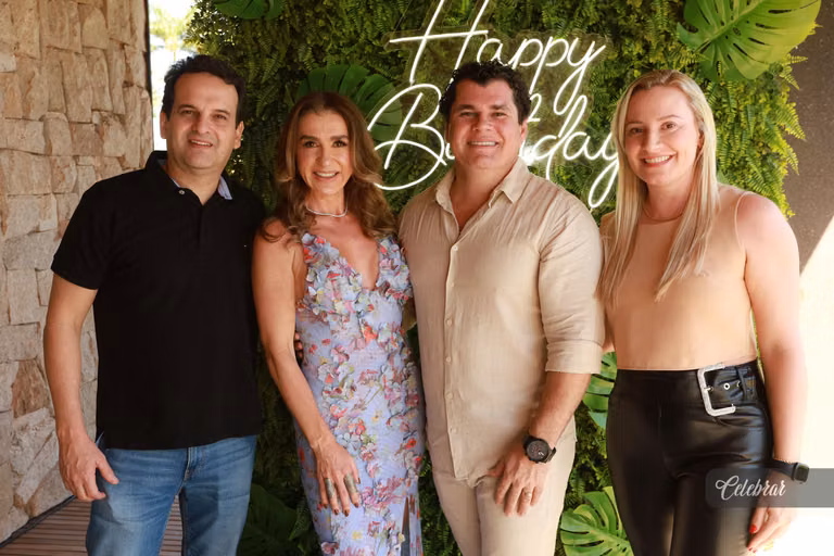 Cristiano Almeida comemora seus 38 anos em um almoço surpresa com amigos e parceiros – foto 160