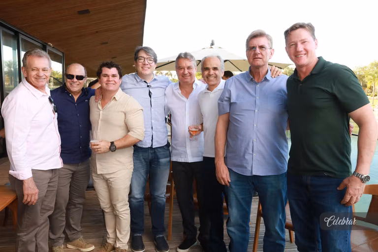 Cristiano Almeida comemora seus 38 anos em um almoço surpresa com amigos e parceiros – foto 257