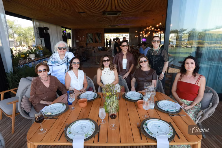 Cristiano Almeida comemora seus 38 anos em um almoço surpresa com amigos e parceiros – foto 45