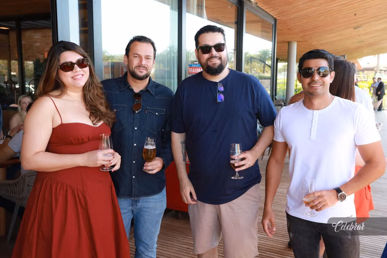 Cristiano Almeida comemora seus 38 anos em um almoço surpresa com amigos e parceiros – foto 48