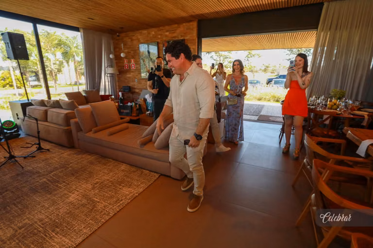 Cristiano Almeida comemora seus 38 anos em um almoço surpresa com amigos e parceiros – foto 90