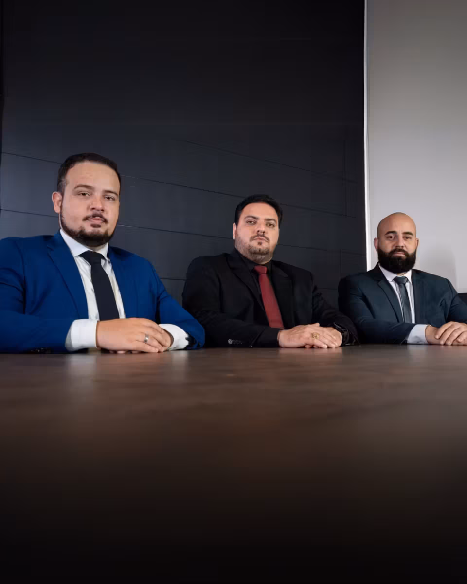 O Jurídico Que Constrói, Não Apenas Corrige