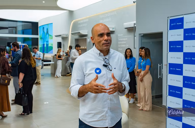 Networking e inspiração marcam a 2ª edição do Café com Negócios com o tema “Liderança que Gera Resultados” – foto 29
