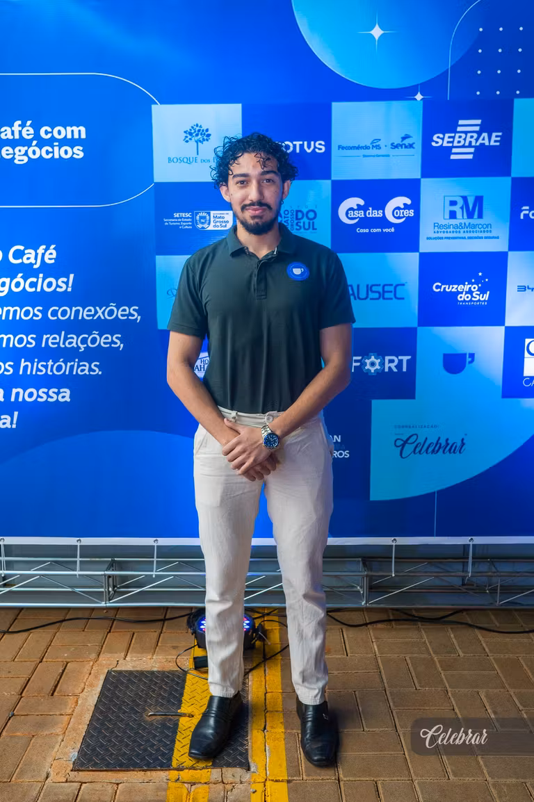 Networking e inspiração marcam a 2ª edição do Café com Negócios com o tema “Liderança que Gera Resultados” – foto 51