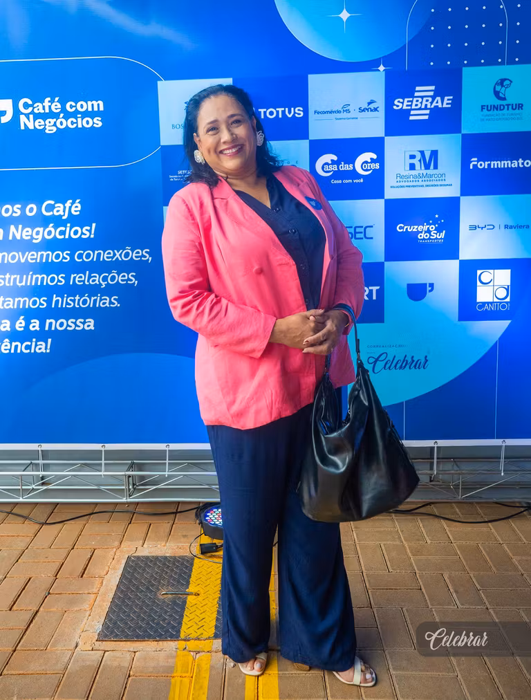Networking e inspiração marcam a 2ª edição do Café com Negócios com o tema “Liderança que Gera Resultados” – foto 61