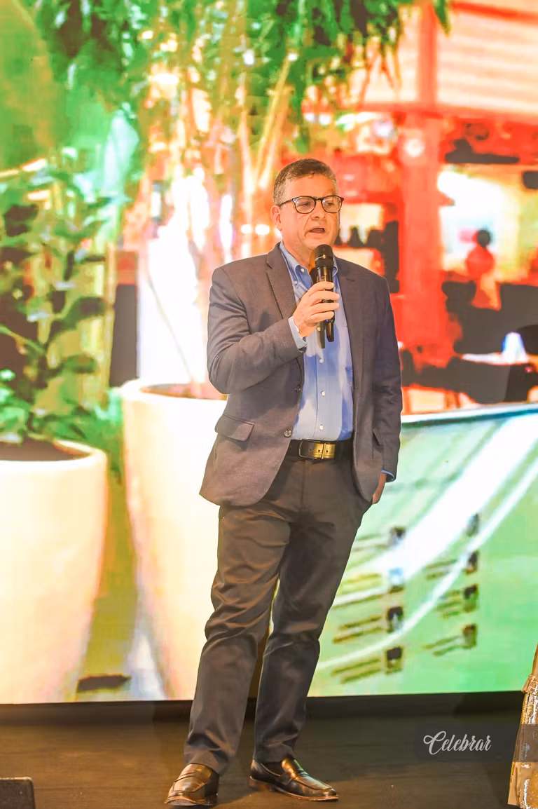Confira as primeiras fotos da Masterclass “O Mercado de Luxo – Edição Especial Dourados”, com Carlos Ferreirinha – foto 338