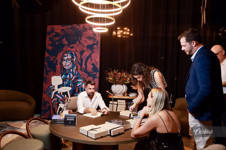 Veja mais registros da Masterclass “O Mercado de Luxo – Edição Especial Dourados”, com Carlos Ferreirinha – foto 127