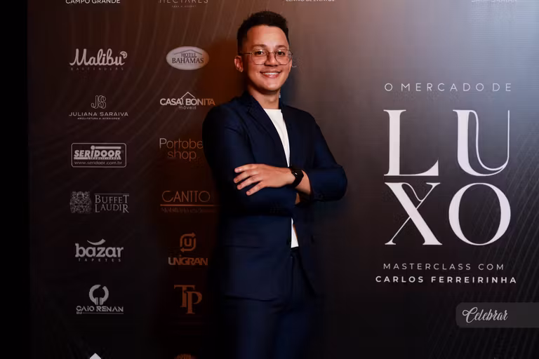 Veja mais registros da Masterclass “O Mercado de Luxo – Edição Especial Dourados”, com Carlos Ferreirinha – foto 192