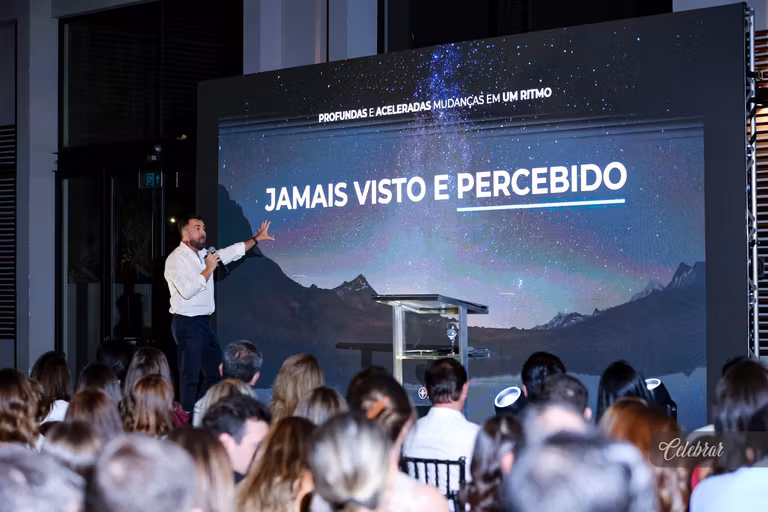 Veja mais registros da Masterclass “O Mercado de Luxo – Edição Especial Dourados”, com Carlos Ferreirinha – foto 260