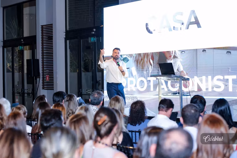 Veja mais registros da Masterclass “O Mercado de Luxo – Edição Especial Dourados”, com Carlos Ferreirinha – foto 276
