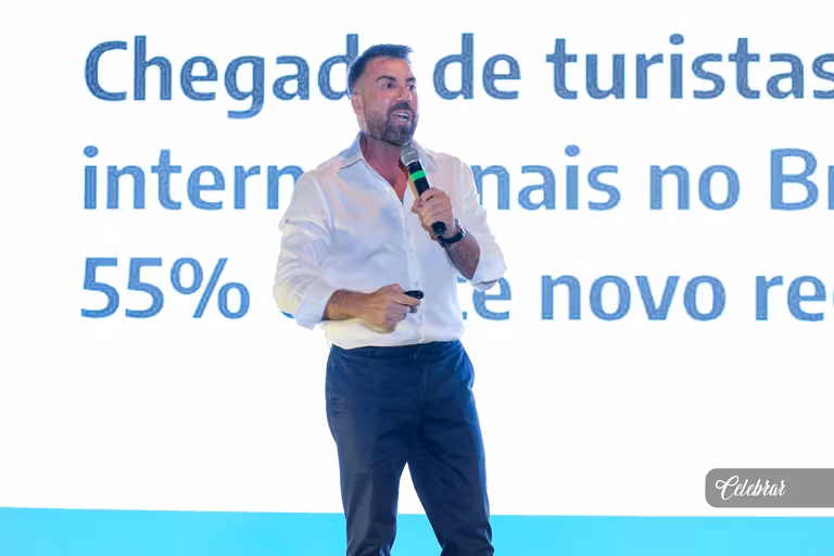 Veja mais registros da Masterclass “O Mercado de Luxo – Edição Especial Dourados”, com Carlos Ferreirinha – foto 283