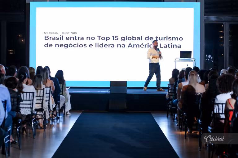 Veja mais registros da Masterclass “O Mercado de Luxo – Edição Especial Dourados”, com Carlos Ferreirinha – foto 285