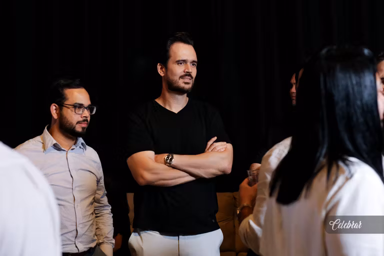 Veja mais registros da Masterclass “O Mercado de Luxo – Edição Especial Dourados”, com Carlos Ferreirinha – foto 350