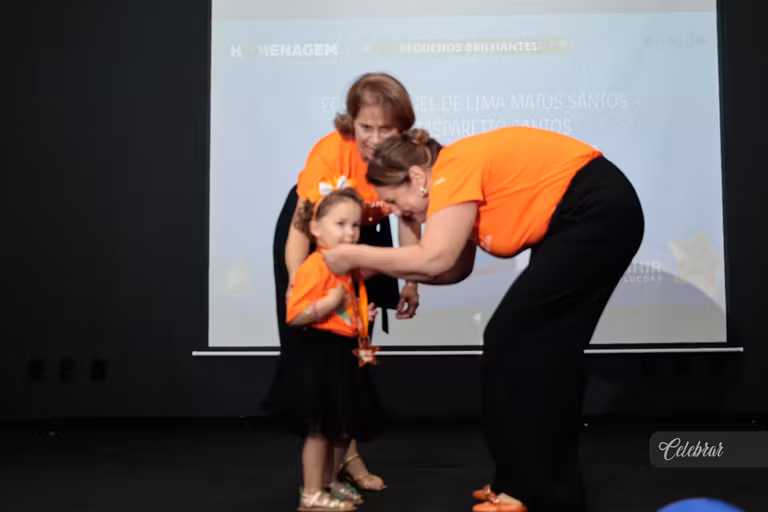 Kumon Unidade Progresso homenageia alunos adiantados em evento especial – foto 250