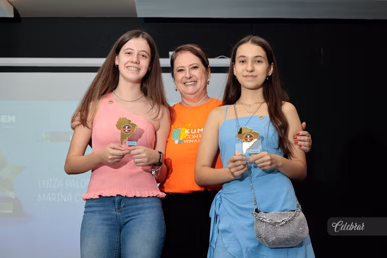 Kumon Unidade Progresso homenageia alunos adiantados em evento especial – foto 276