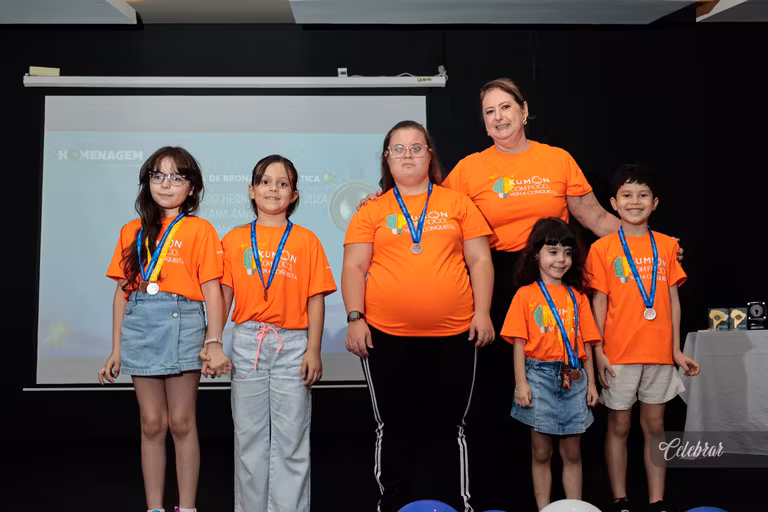 Kumon Unidade Progresso homenageia alunos adiantados em evento especial – foto 295