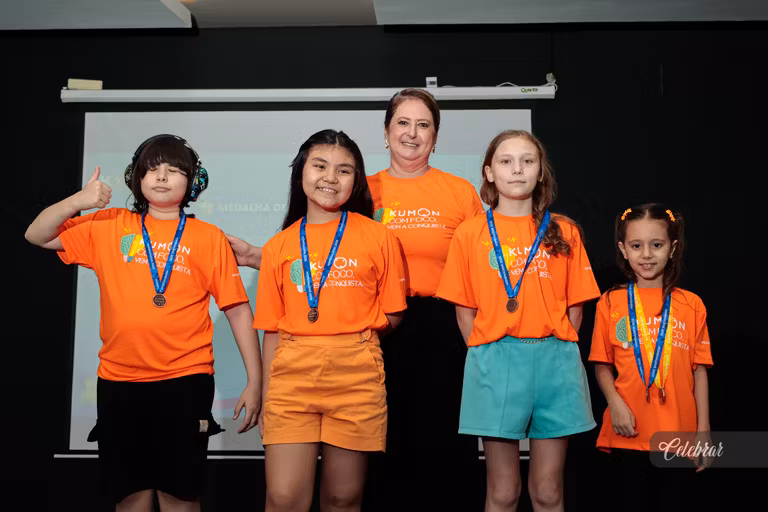 Kumon Unidade Progresso homenageia alunos adiantados em evento especial – foto 296