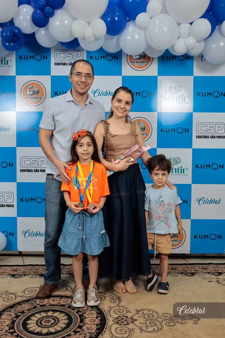 Kumon Unidade Progresso homenageia alunos adiantados em evento especial – foto 309