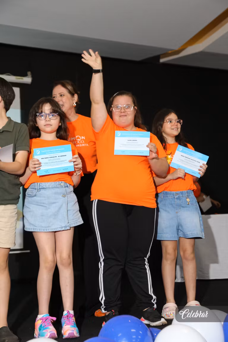 Kumon Unidade Progresso homenageia alunos adiantados em evento especial – foto 368