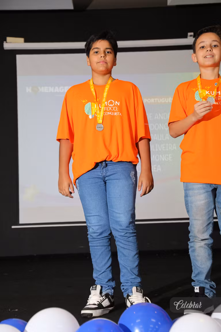 Kumon Unidade Progresso homenageia alunos adiantados em evento especial – foto 424