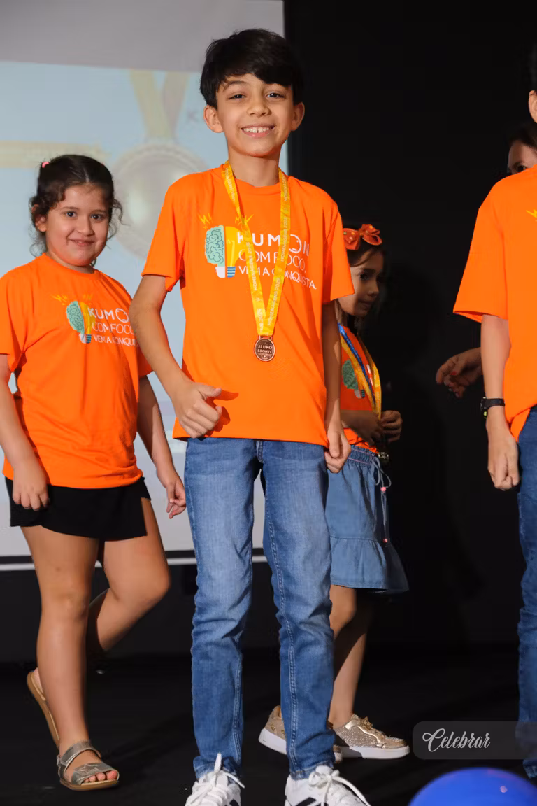 Kumon Unidade Progresso homenageia alunos adiantados em evento especial – foto 465