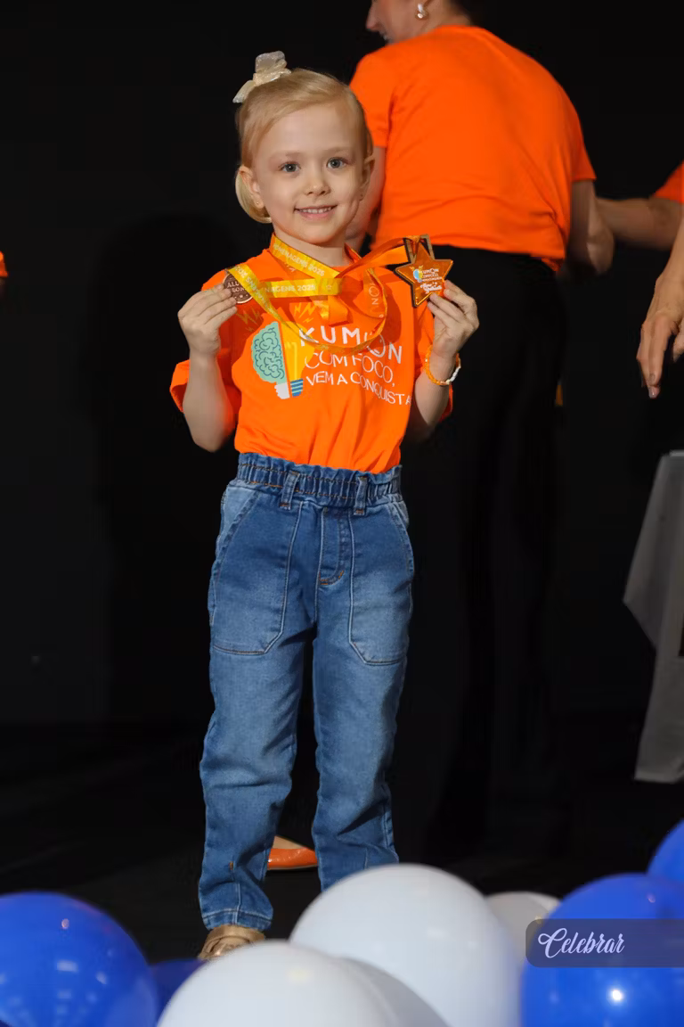 Kumon Unidade Progresso homenageia alunos adiantados em evento especial – foto 470